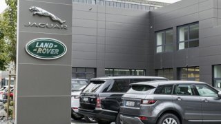 Jaguar Land Rover, bir siber saldırının ardından üretim faaliyetlerine yeniden start veriyor.

