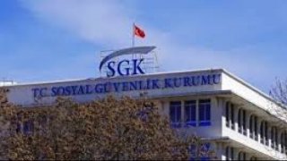 Sosyal Güvenlik Kurumu'ndan kritik uyarı: Sigorta geçmişinizi inceleyin, prim ödemelerinizde sorun yaşanmaması için dikkatli olun.

