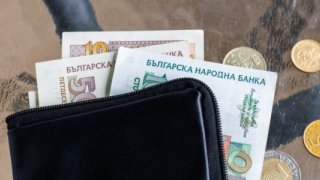 Bulgar levası yerini euroya bırakıyor: TÜYEMDER “panikle satmaya gerek yok” diyor